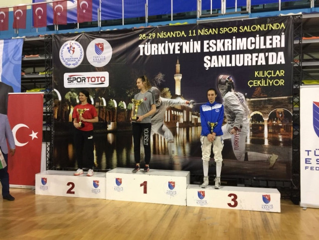 Kağıtsporlu Eskrimciler, Şanlıurfa’dan Bronz Madalya ile Döndü