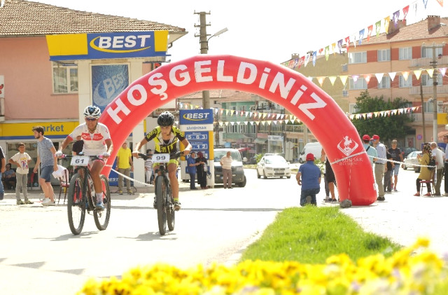 Sivrihisar Sokakları Dağ Bisikleti Yarışları Tamamlandı