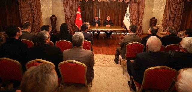 Karaosmanoğlu, ‘Bütün Hizmetlerimizde Muhtarlarımızın da İmzası Var’