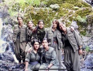 Yeşil Sol Parti adayı Ayten Dönmez’in PKK kamplarındaki yeni fotoğrafları ortaya çıktı