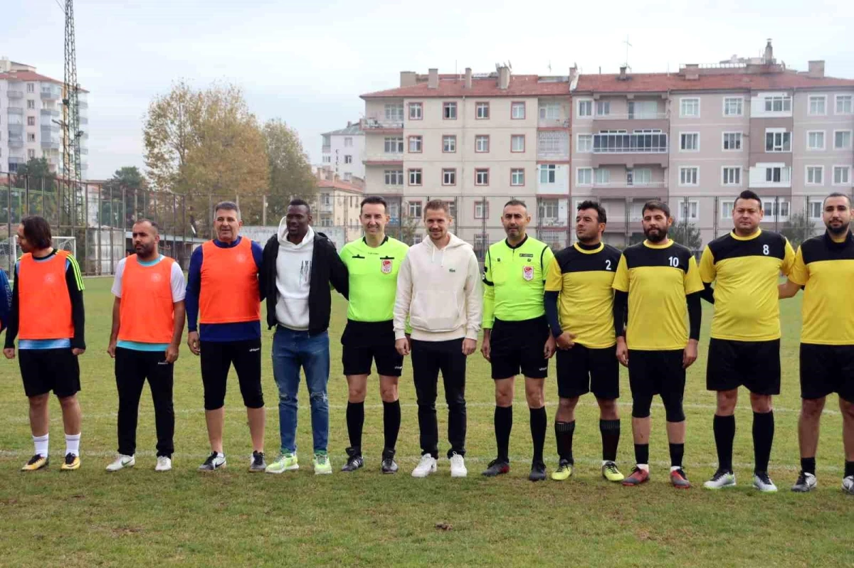 Kayseri’de 100. Yıl Öğretmenler Ortası Futbol Turnuvası Başladı