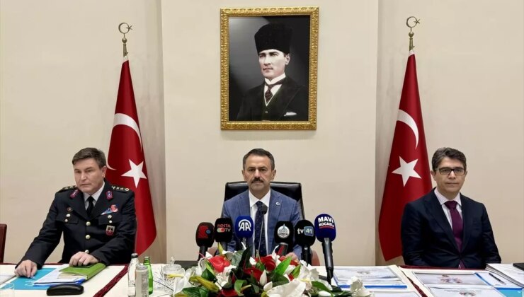 Kocaeli’de 17 operasyonda 566 sistemsiz göçmen yakalandı