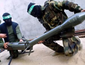 Hamas, 7 Ekim akınlarının yıl dönümünde Tel Aviv’e füze saldırısı başlattı