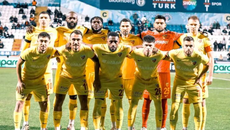 Joseph Attamah Kasımpaşa Maçında Kırmızı Kart Gördü