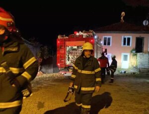 Kocaeli’de 74 Yaşındaki Bayanın Yatak Odasında Yangın Çıktı